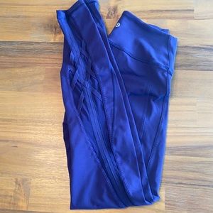 Lululemon Navy Mesh detail Wunder Under